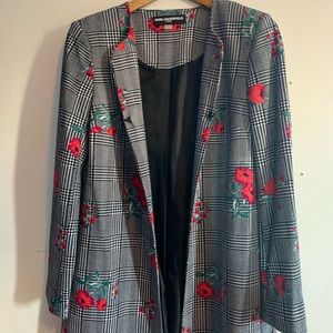 JACKET KARL LAGERFELD PARIS NWT TOPPER SIZE SMALL MID LENGTH POCKETS